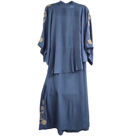 NWT Paparazzi Blue Embroidered Maxi Dress & Kimono Boho Cover-Up S/M  RN#105556 - Picture 2 of 10